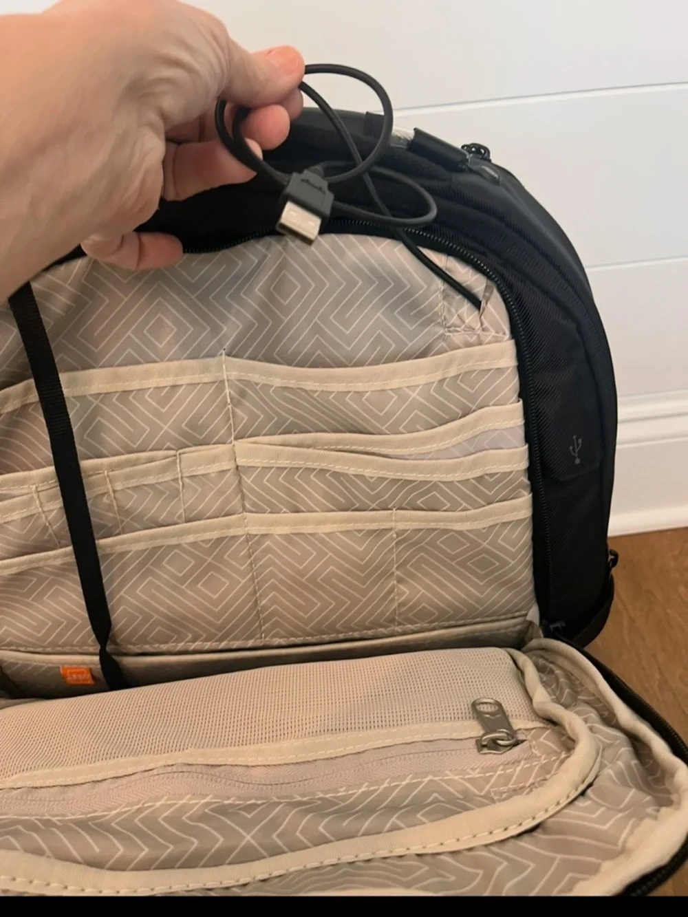 High Sierra: Laptop Backpack w/ USB Connectivity & Adjustable Straps